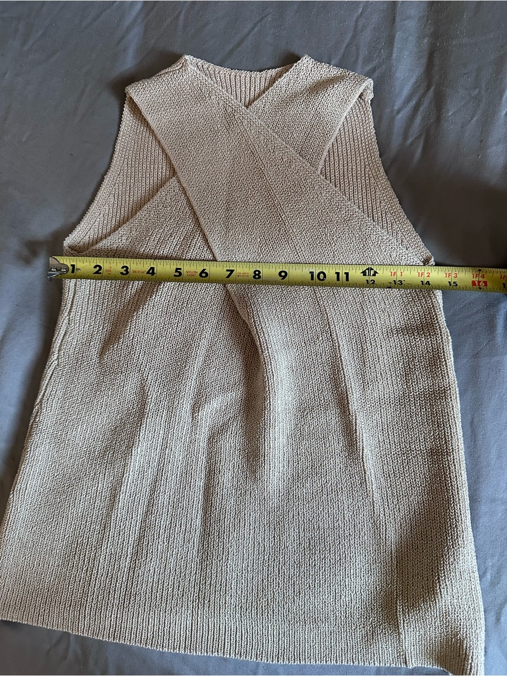 Commense Halter Cross-Over Collar Tank Top
Khaki / S